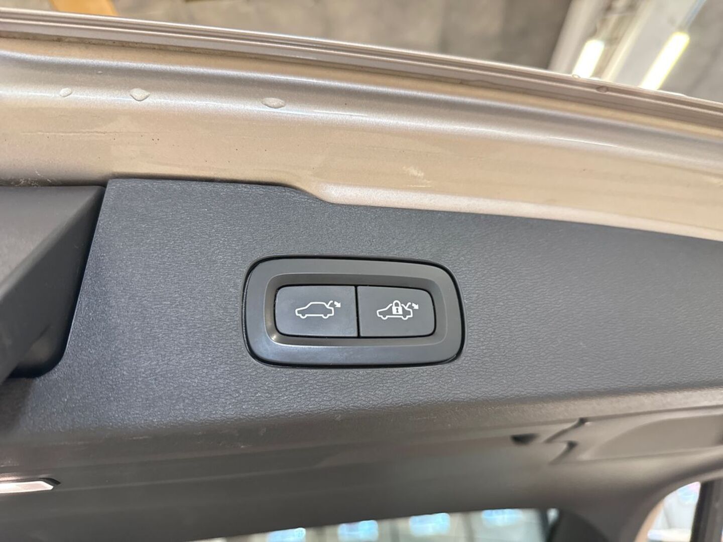 VOLVO V60 29