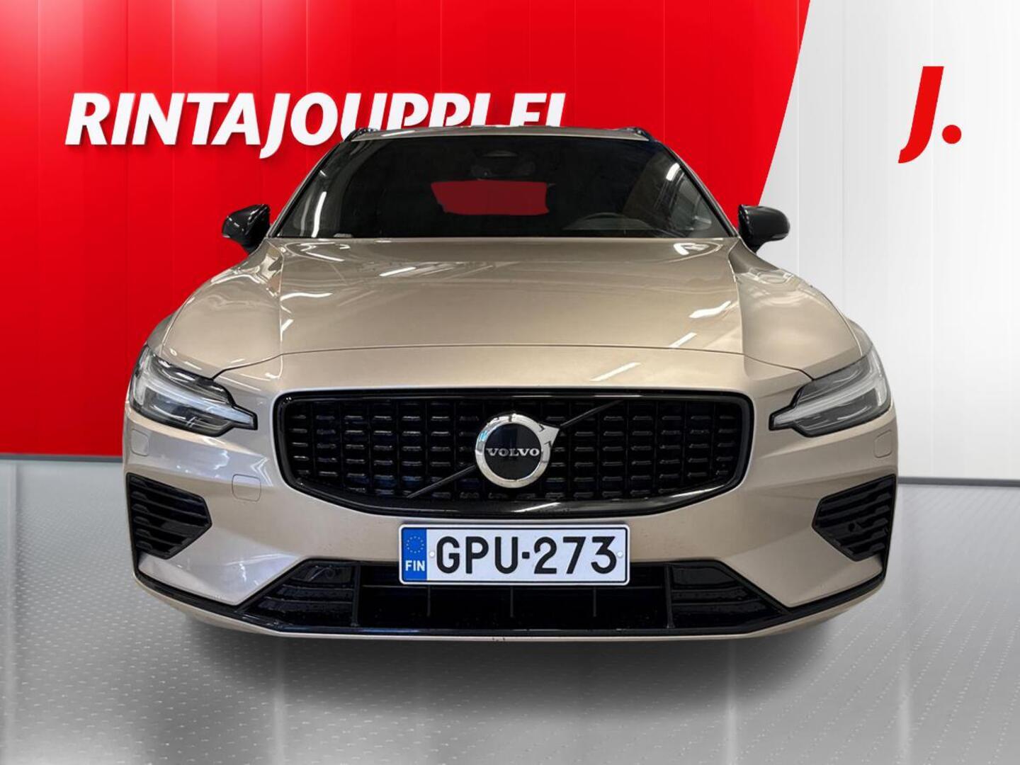 VOLVO V60 3