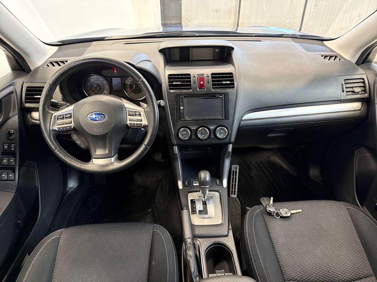 SUBARU Forester 2014