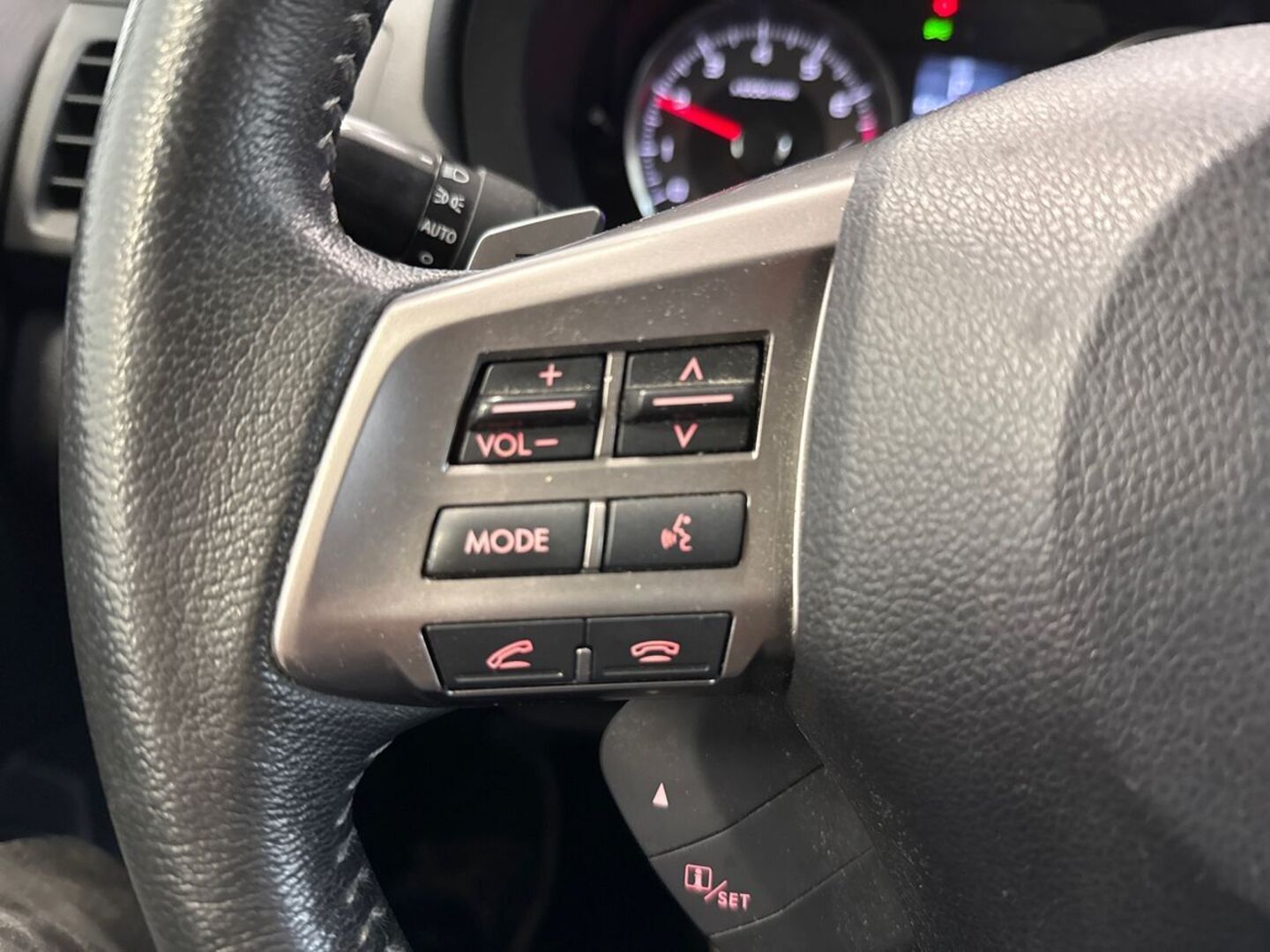 SUBARU Forester 2014