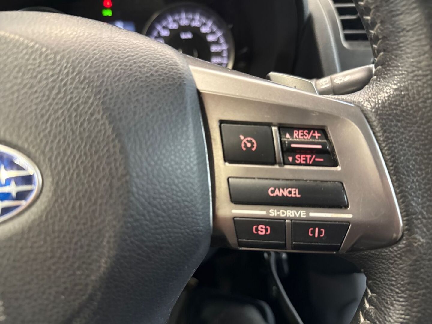 SUBARU Forester 2014