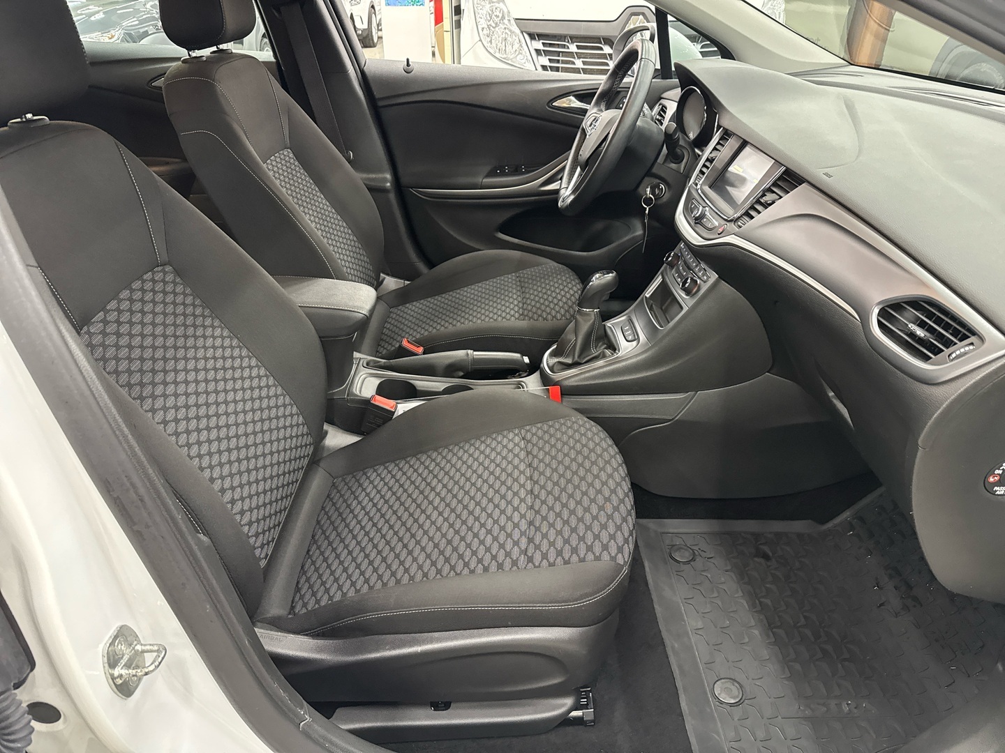 OPEL Astra 2019