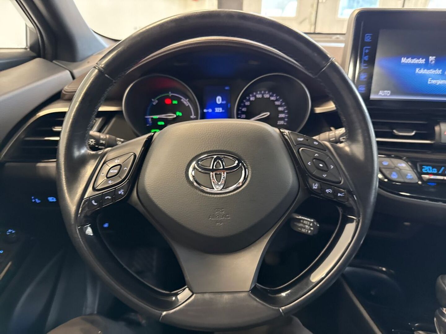TOYOTA C-HR 2017