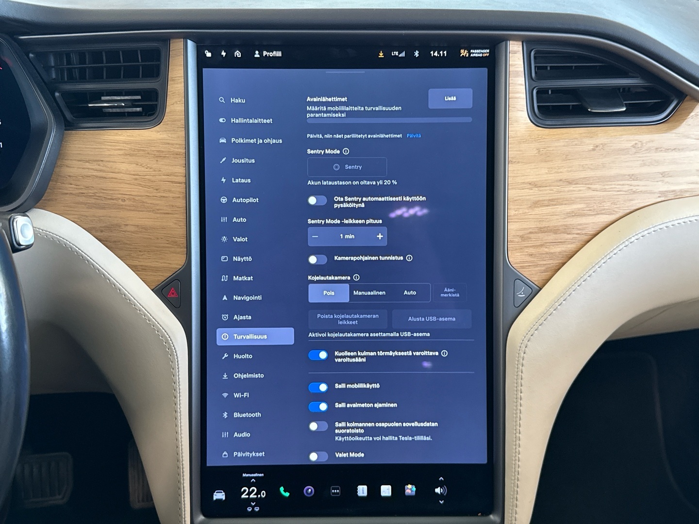 TESLA Model X 2018