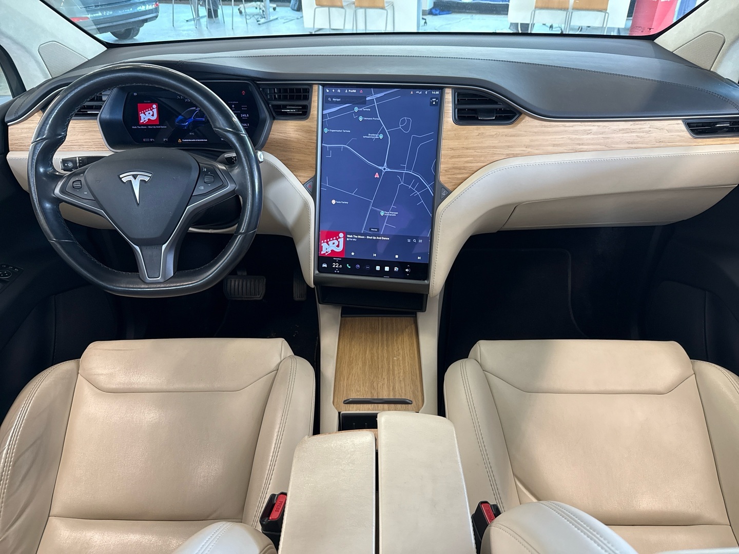 TESLA Model X 2018