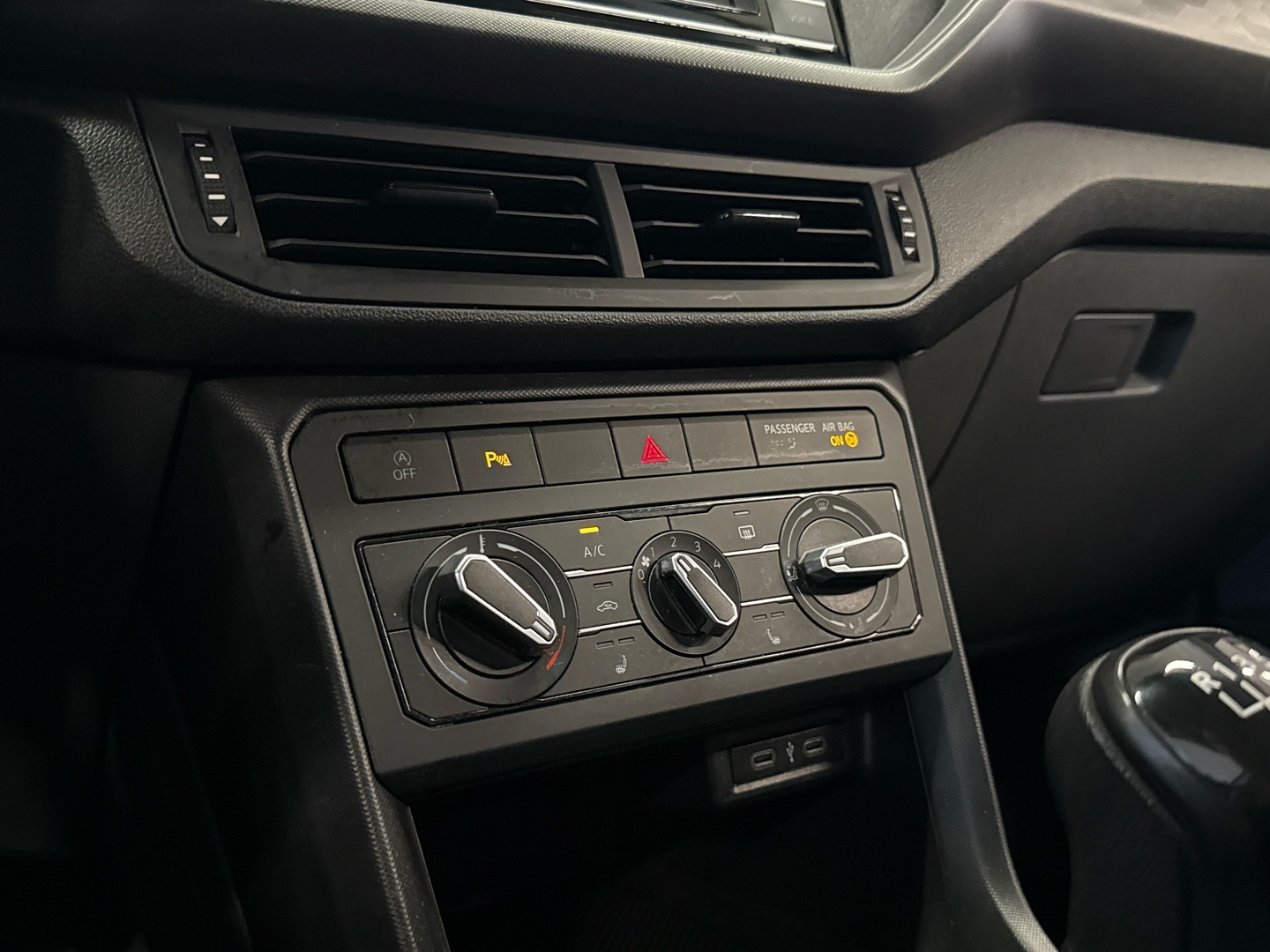 VOLKSWAGEN T-Cross 2020