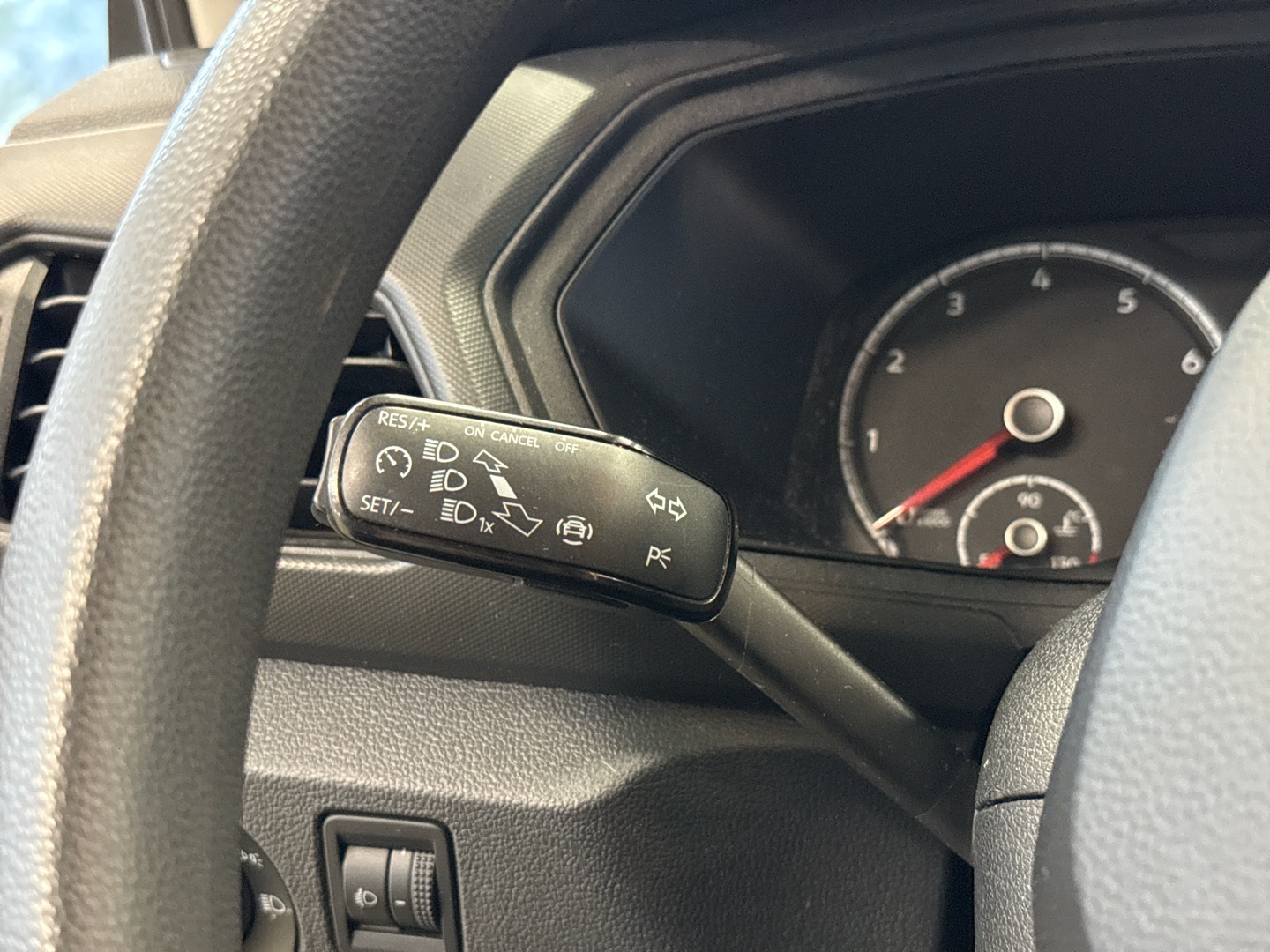 VOLKSWAGEN T-Cross 2020