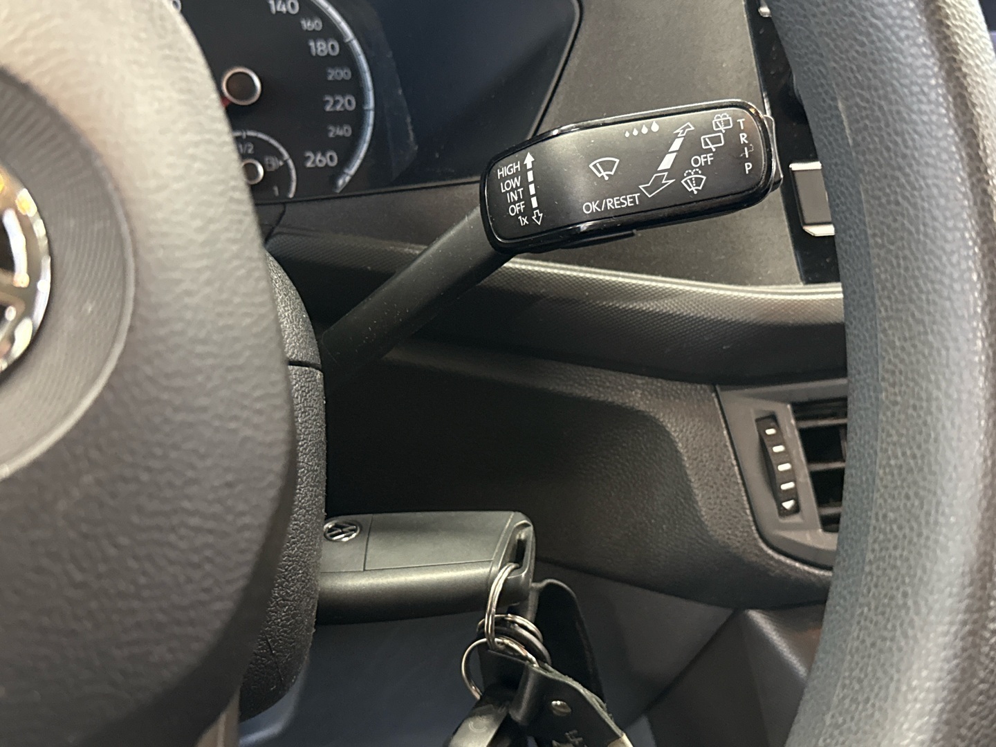 VOLKSWAGEN T-Cross 2020