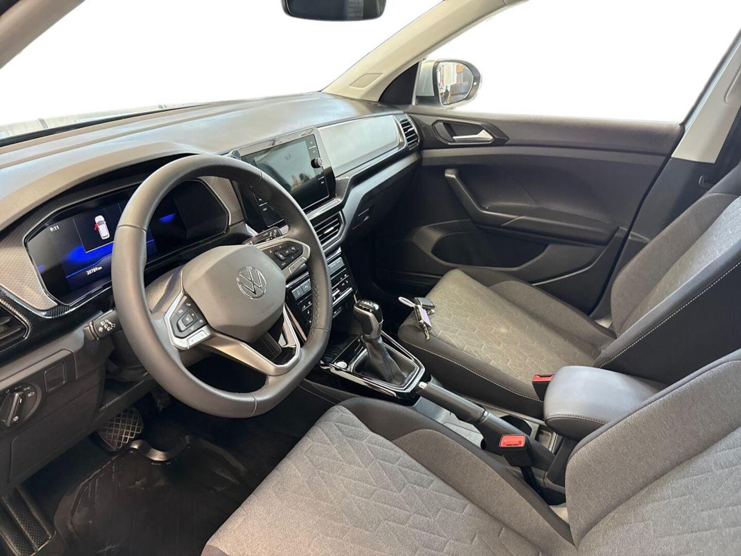 VOLKSWAGEN T-Cross 2025