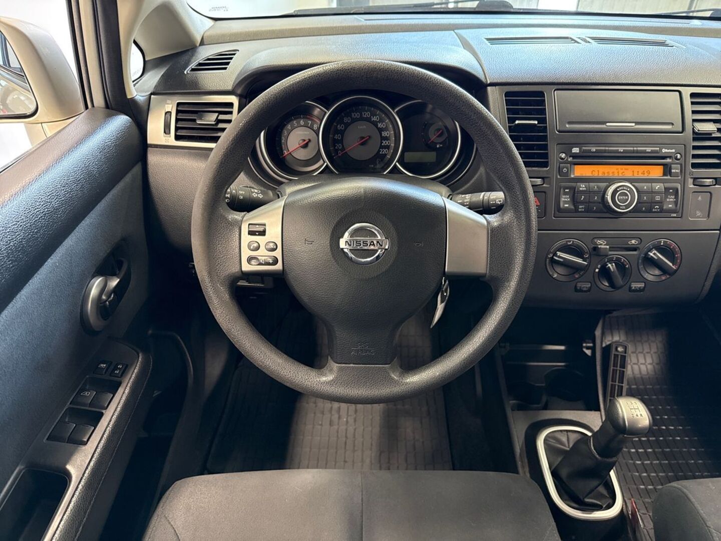 NISSAN Tiida 2008