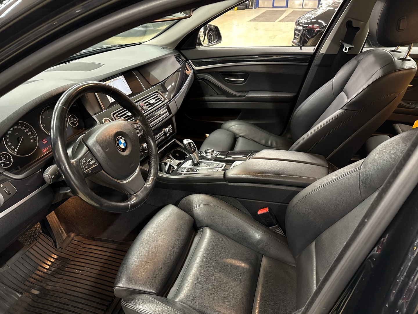 BMW 520 2014