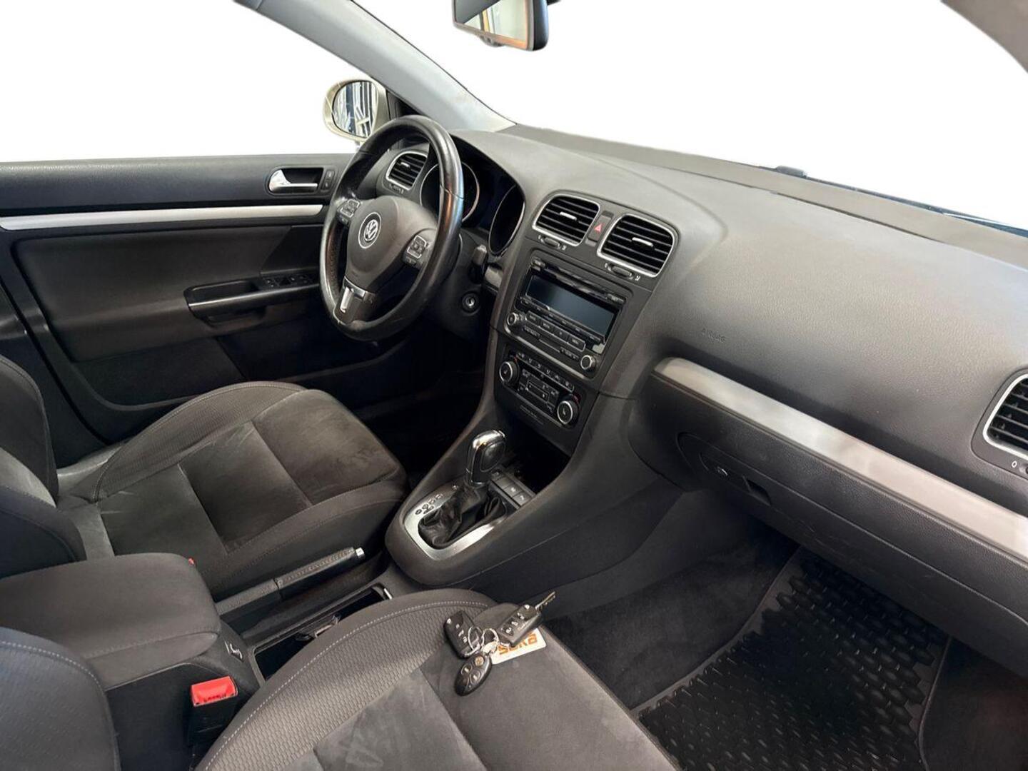 VOLKSWAGEN Golf 7