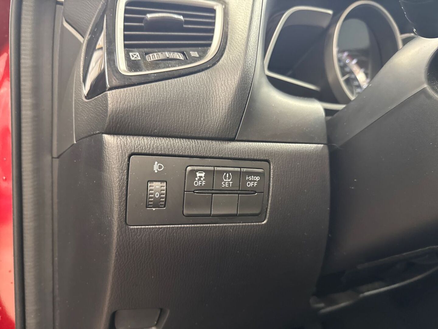 MAZDA Mazda3 20