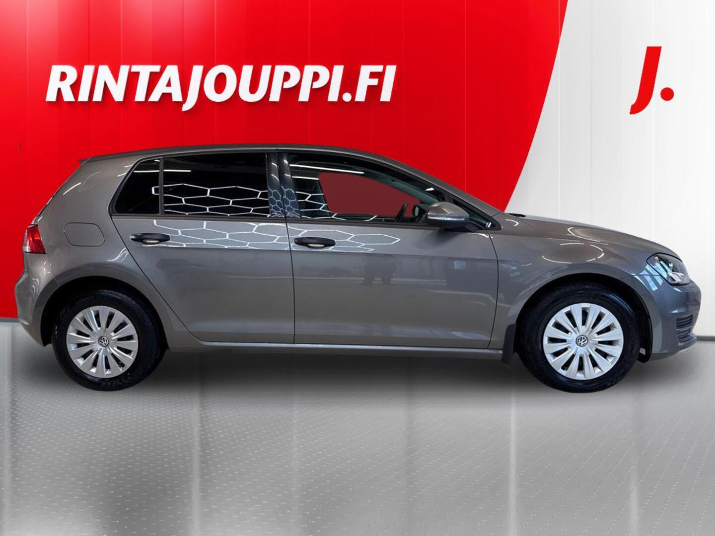 VOLKSWAGEN Golf 2015