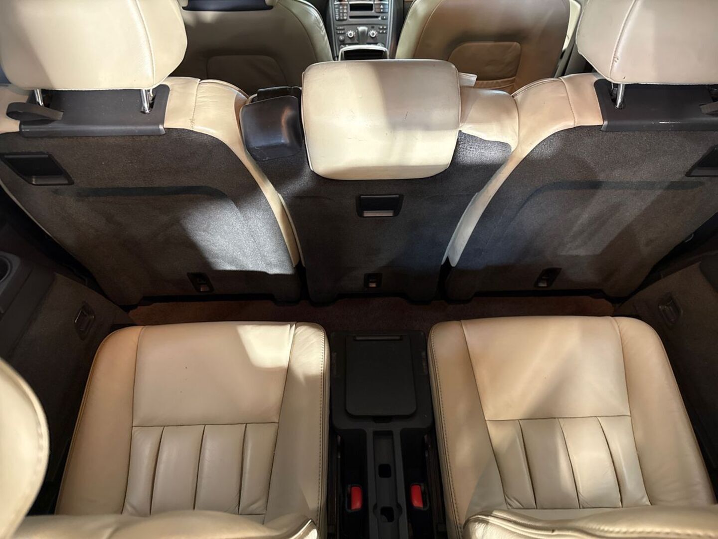 VOLVO XC90 2010