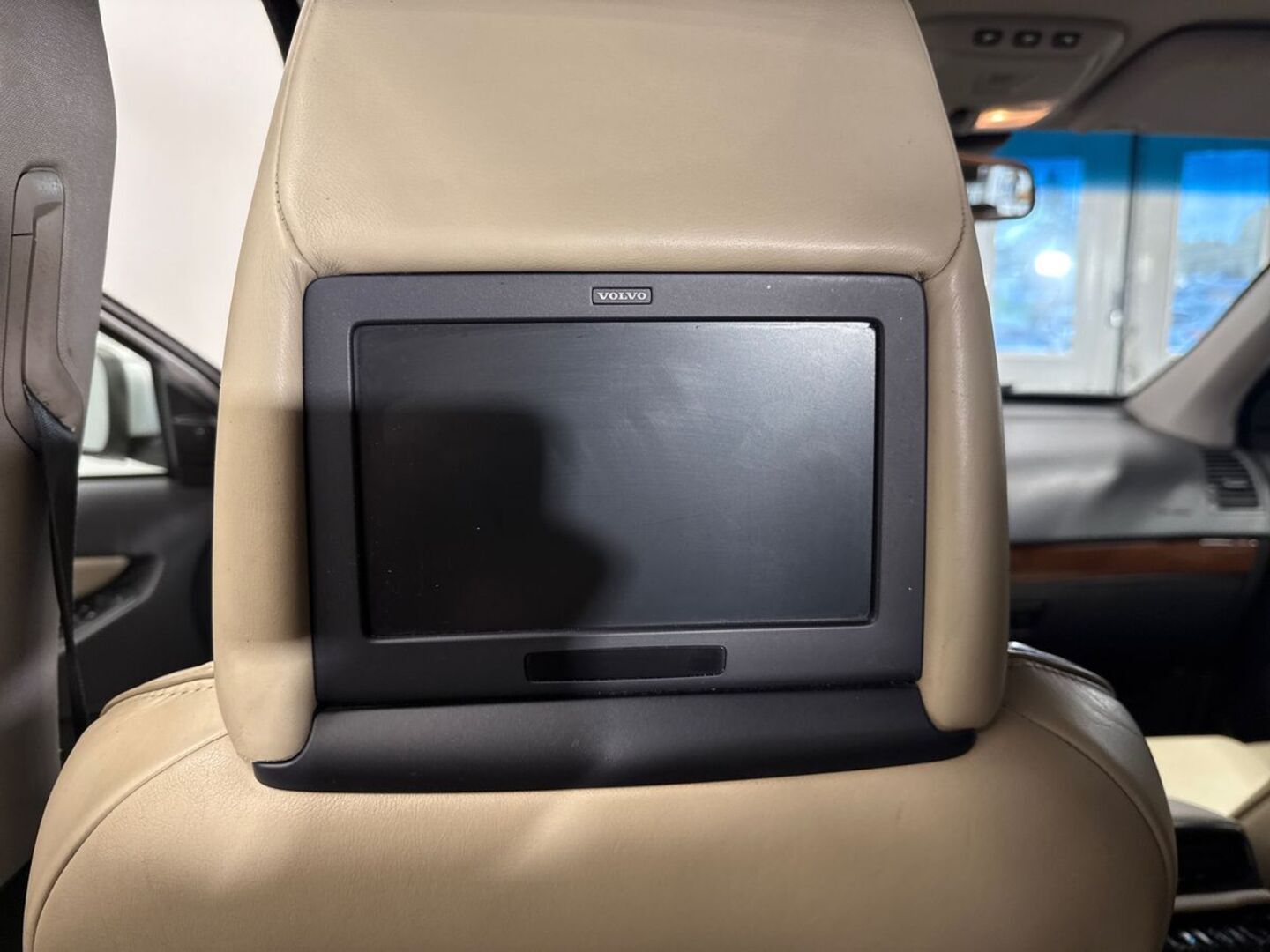 VOLVO XC90 2010