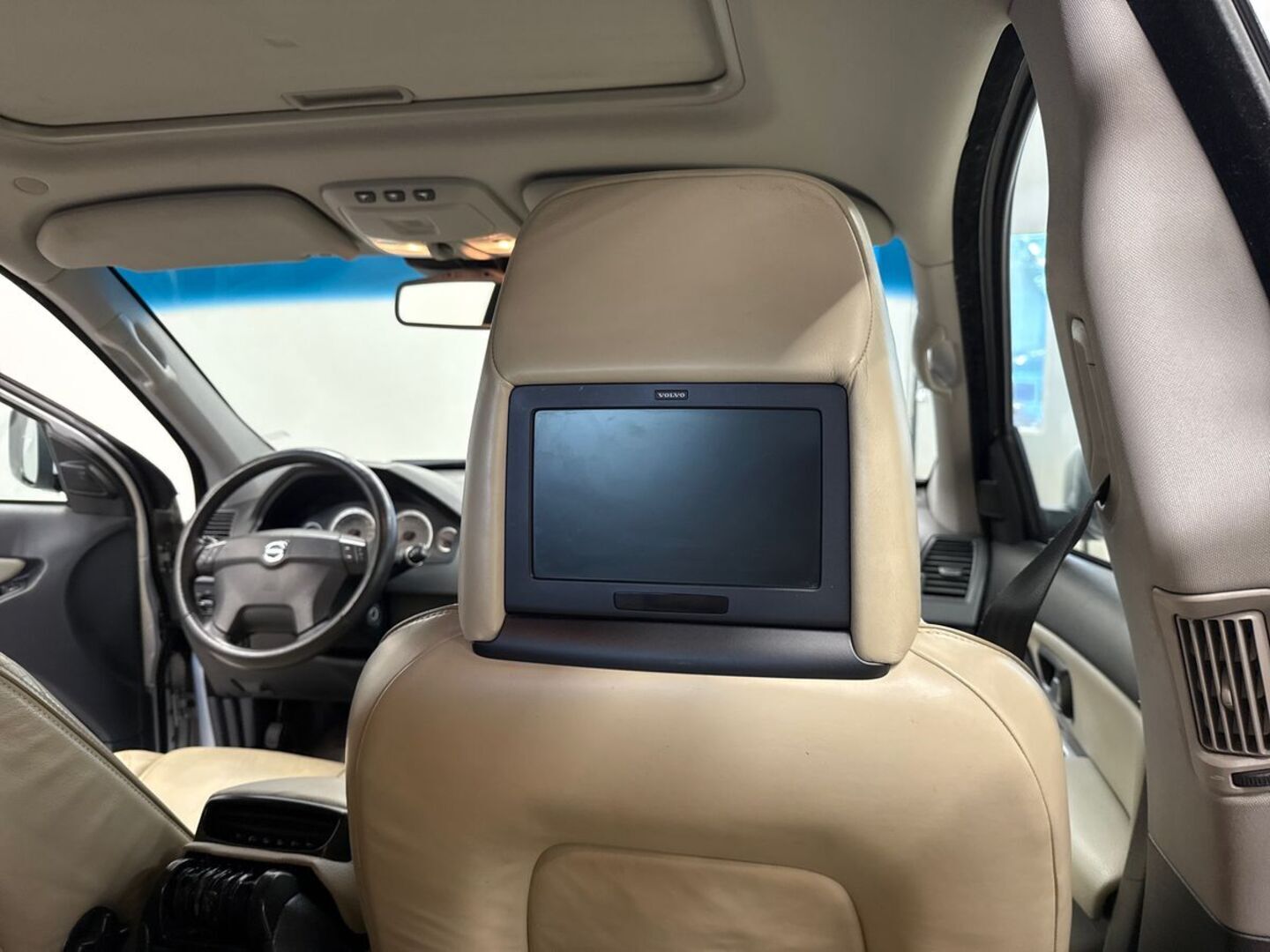 VOLVO XC90 2010
