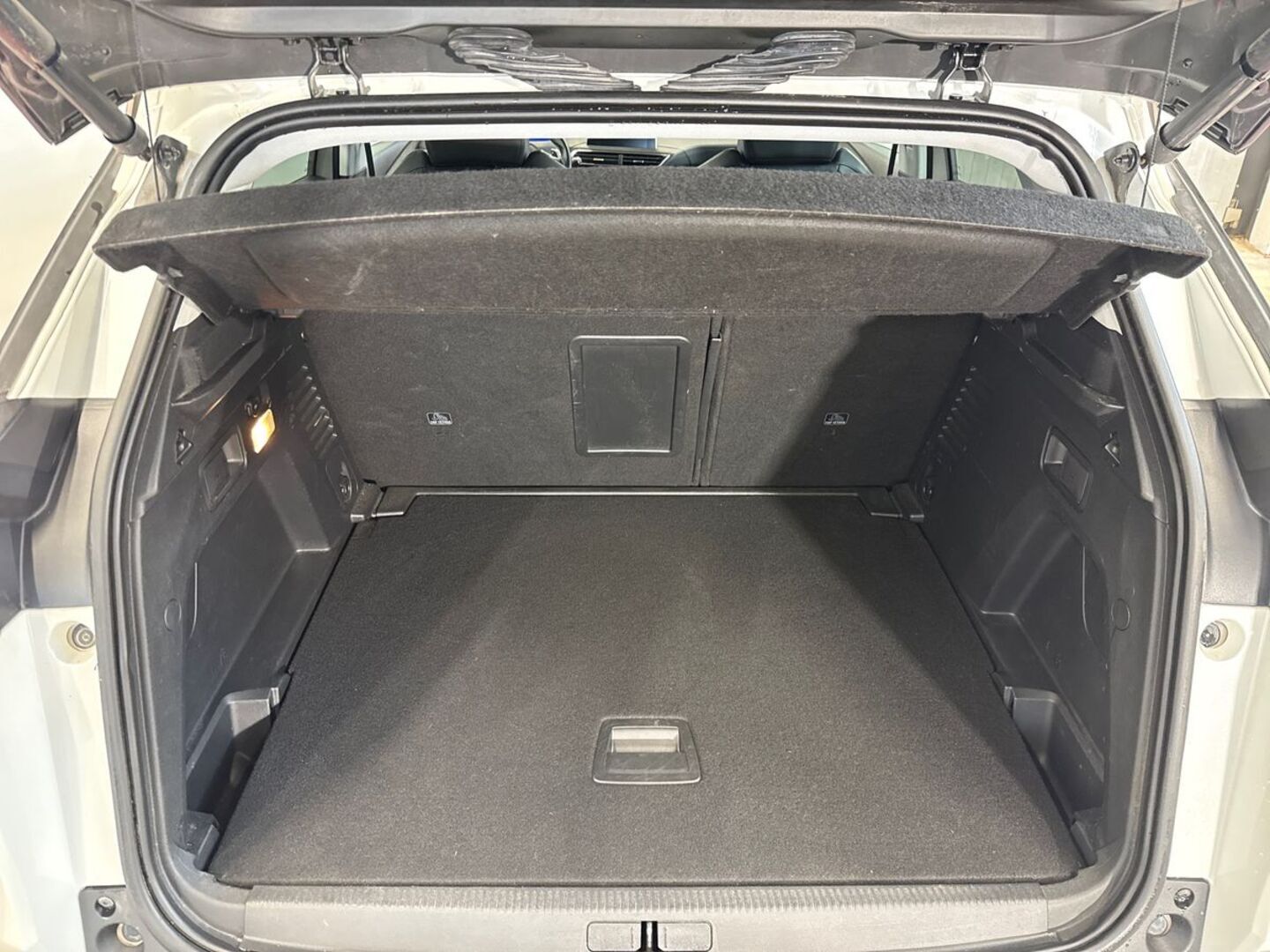 PEUGEOT 3008 2020