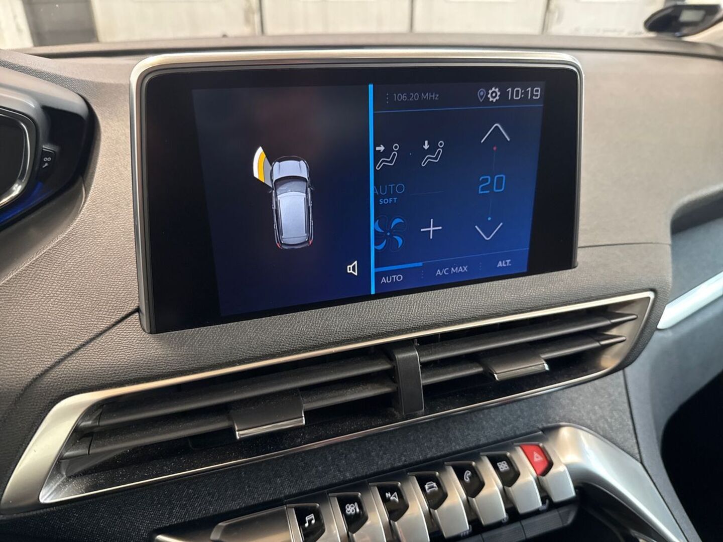 PEUGEOT 3008 2020