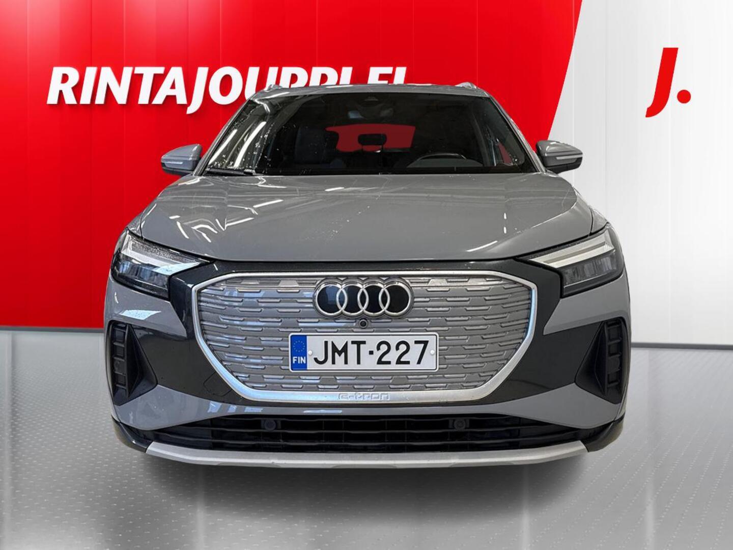 AUDI Q4 e-tron 2022