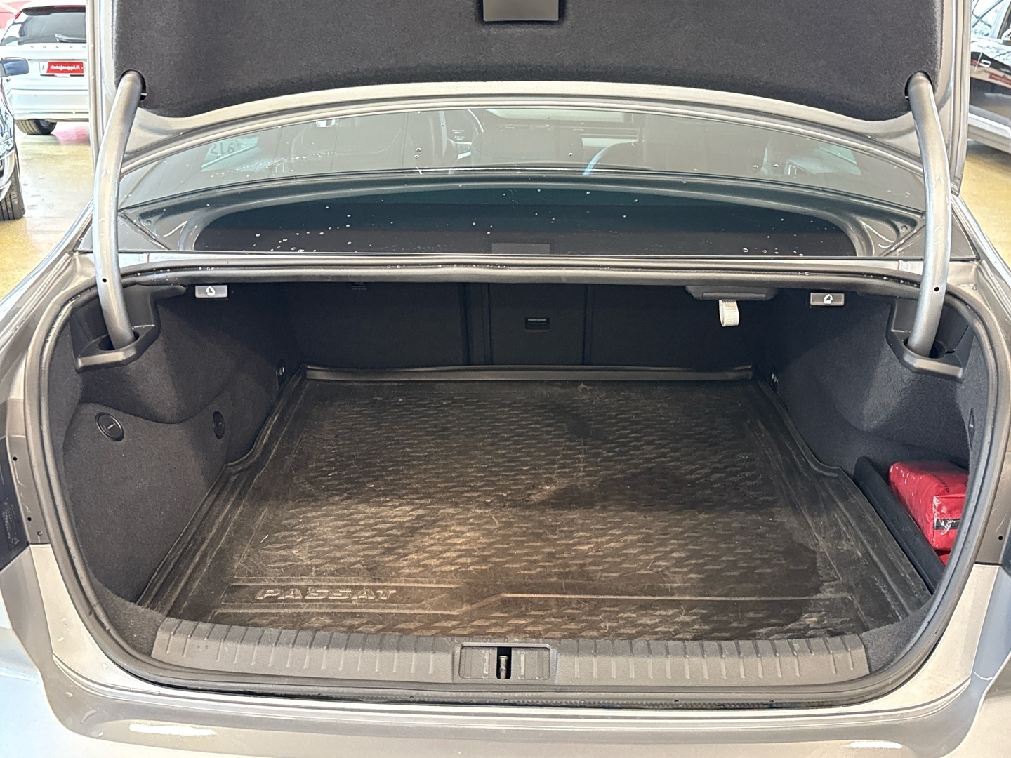 VOLKSWAGEN Passat 2020