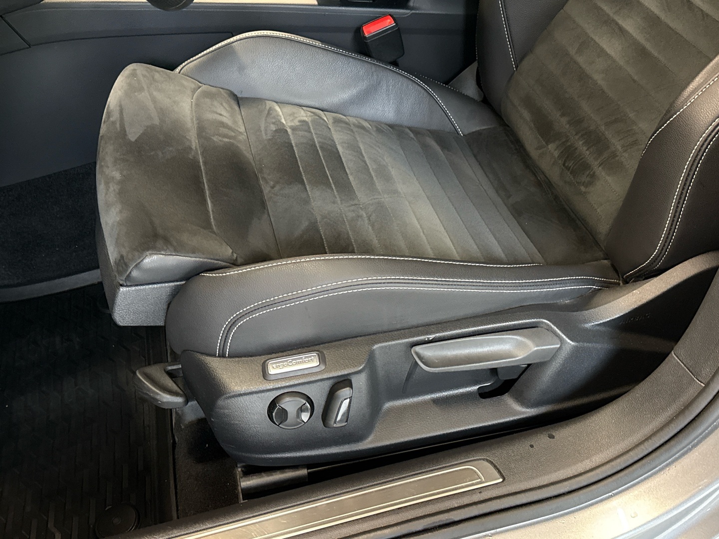 VOLKSWAGEN Passat 2020