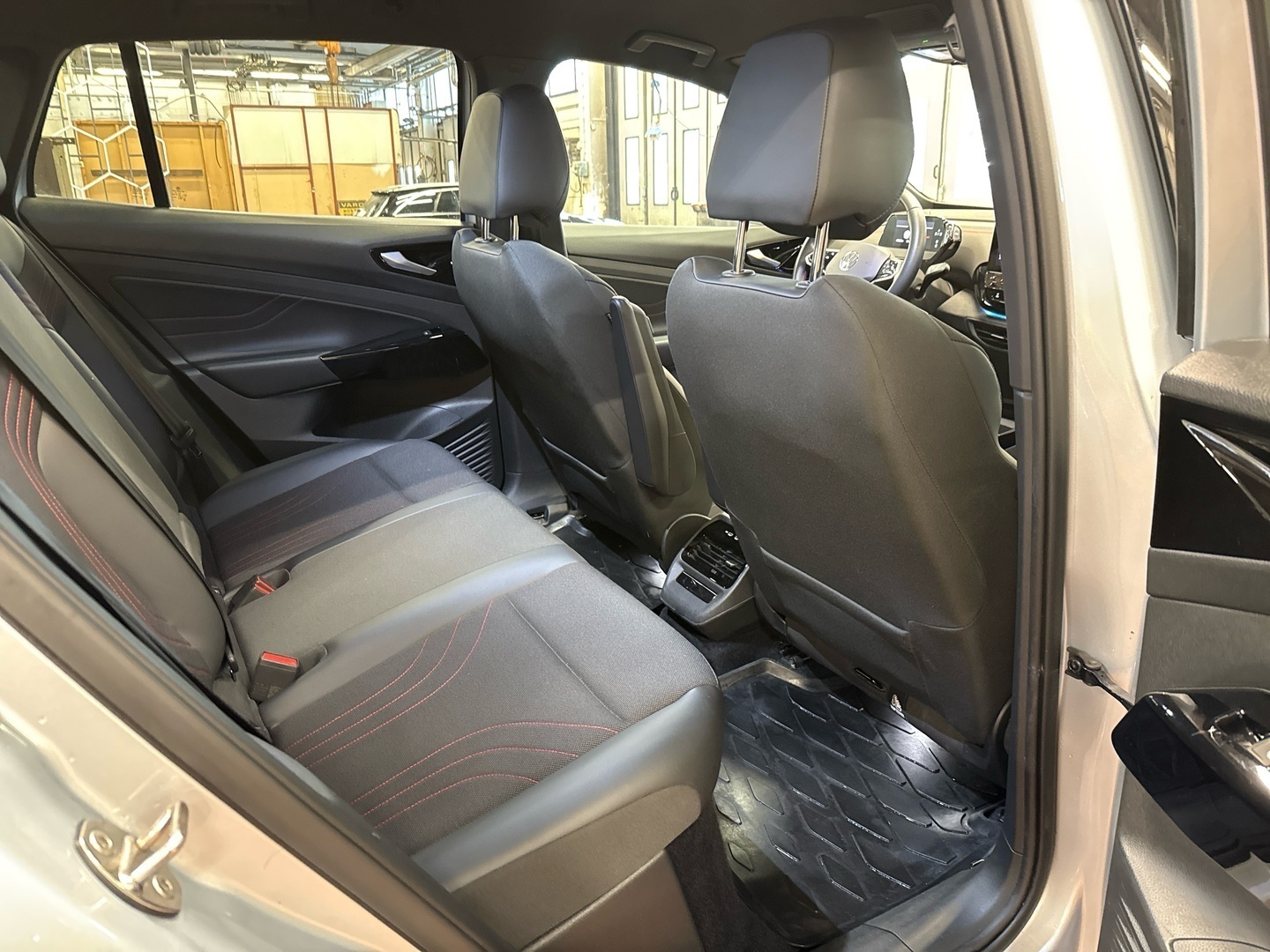 VOLKSWAGEN ID.4 2023