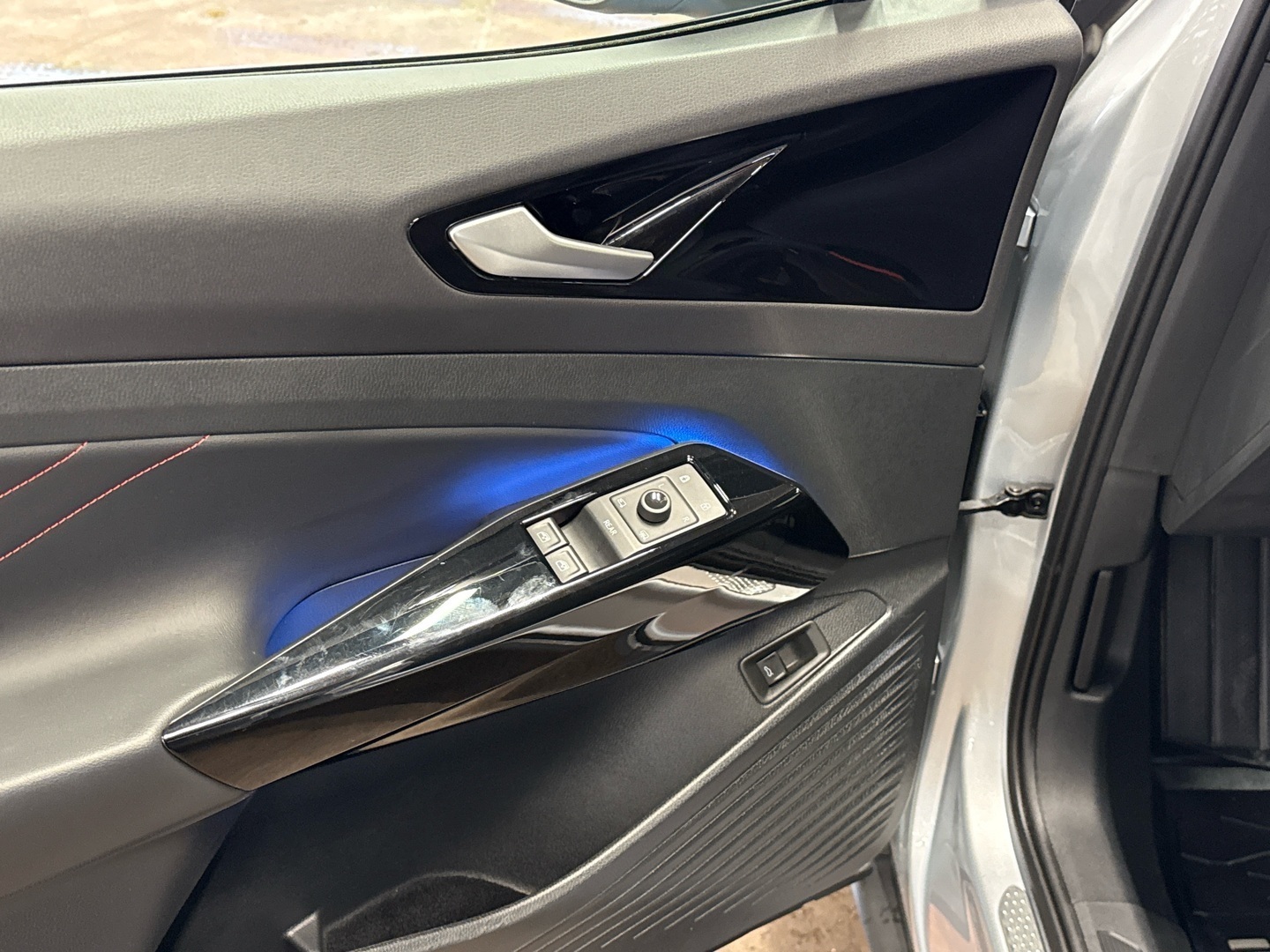 VOLKSWAGEN ID.4 2023