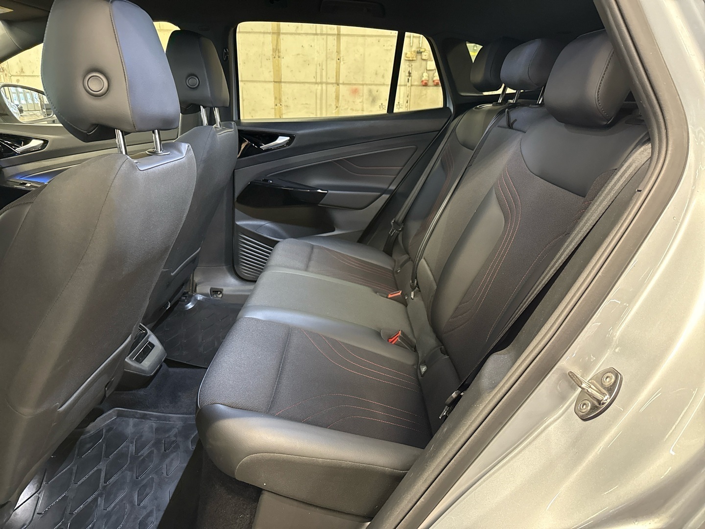 VOLKSWAGEN ID.4 2023