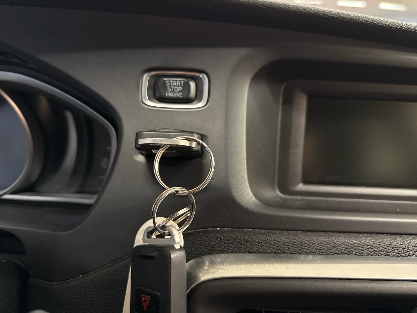 VOLVO V40 Cross Country 2018