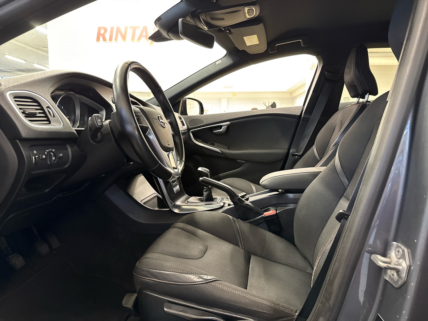 VOLVO V40 Cross Country 2018