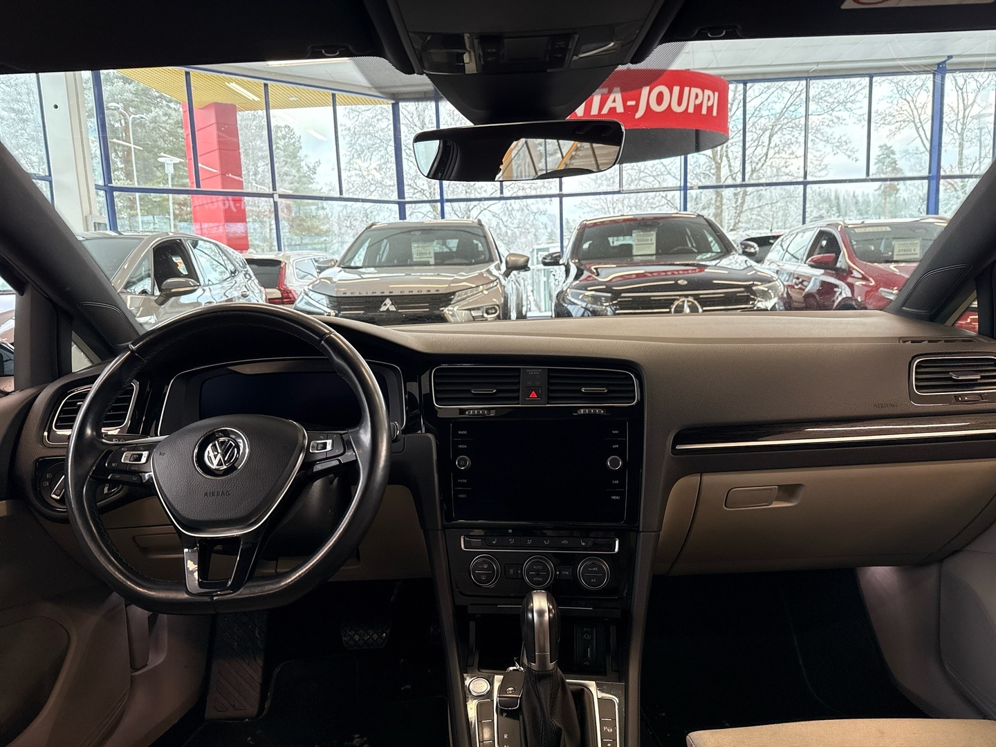 VOLKSWAGEN Golf 2018