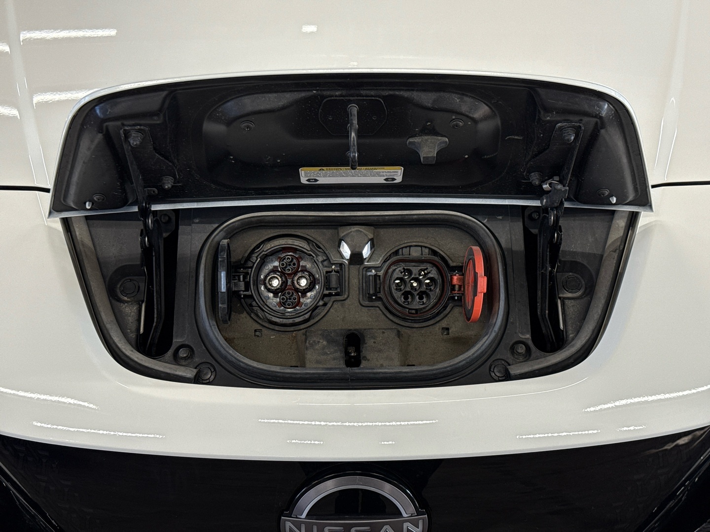 NISSAN Leaf 2023