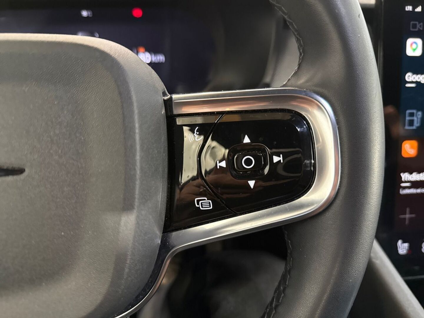 POLESTAR 2 24