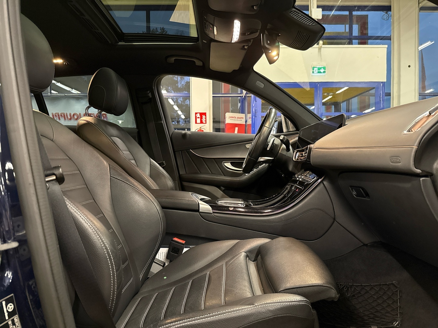 MERCEDES-BENZ EQC 2020