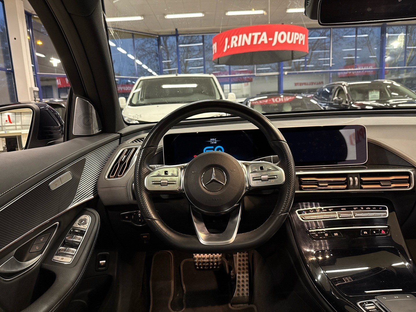 MERCEDES-BENZ EQC 2020