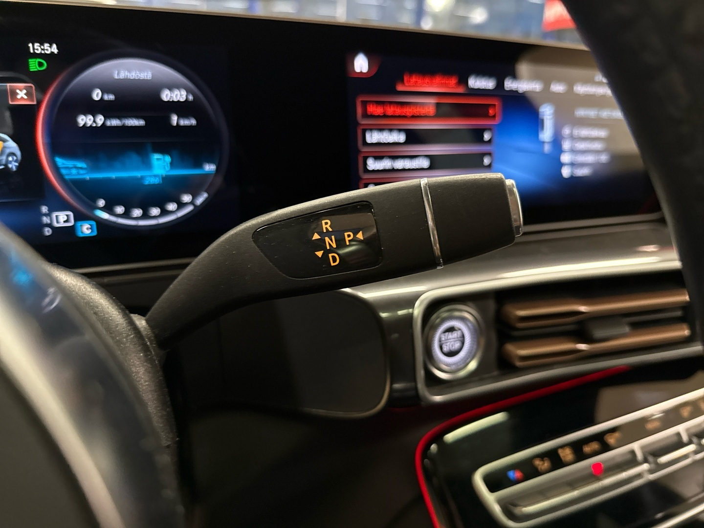 MERCEDES-BENZ EQC 2020