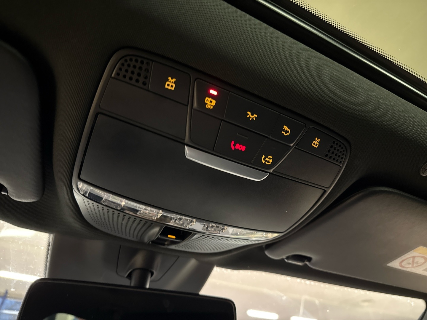 MERCEDES-BENZ EQC 2020