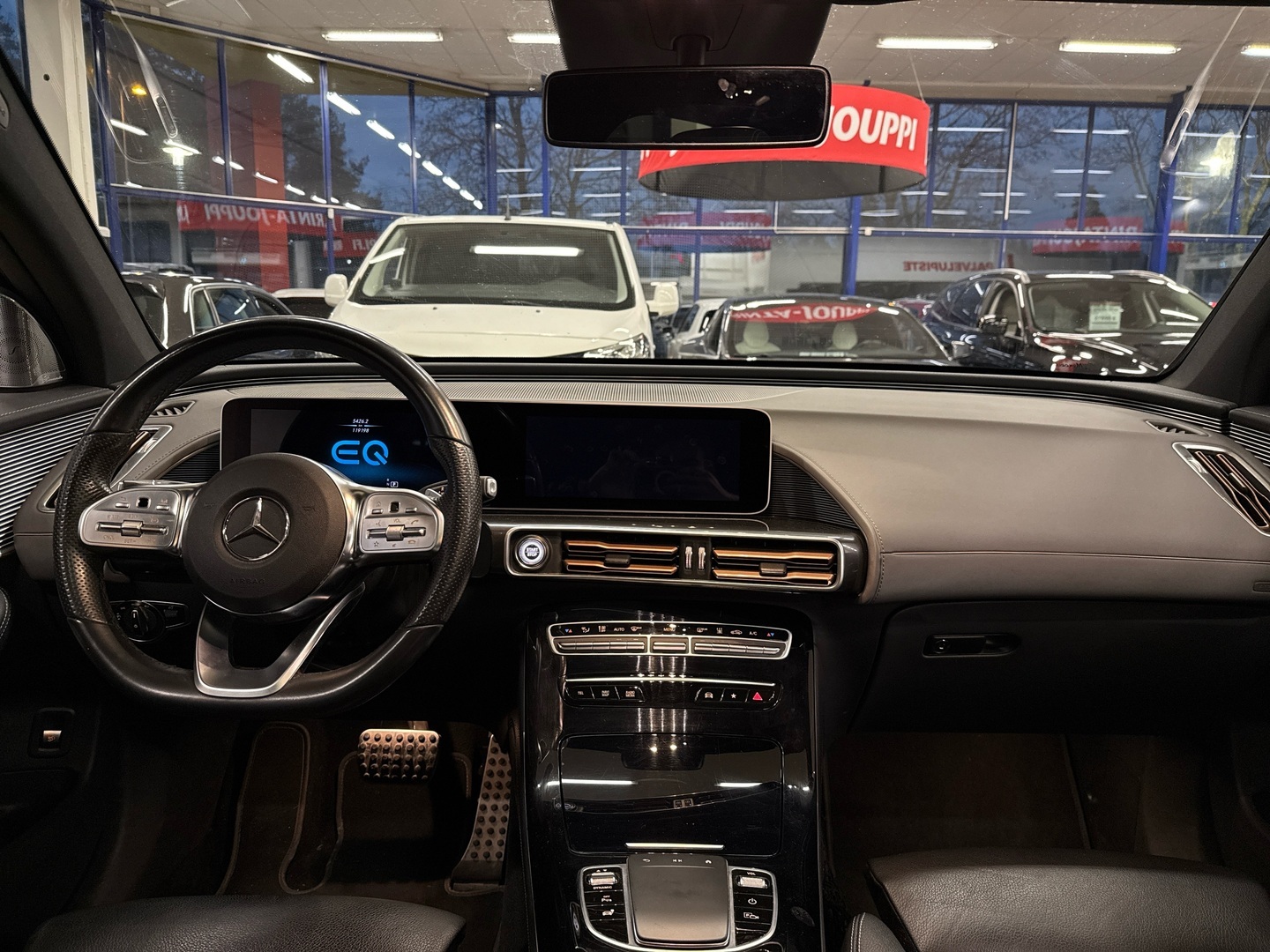 MERCEDES-BENZ EQC 2020