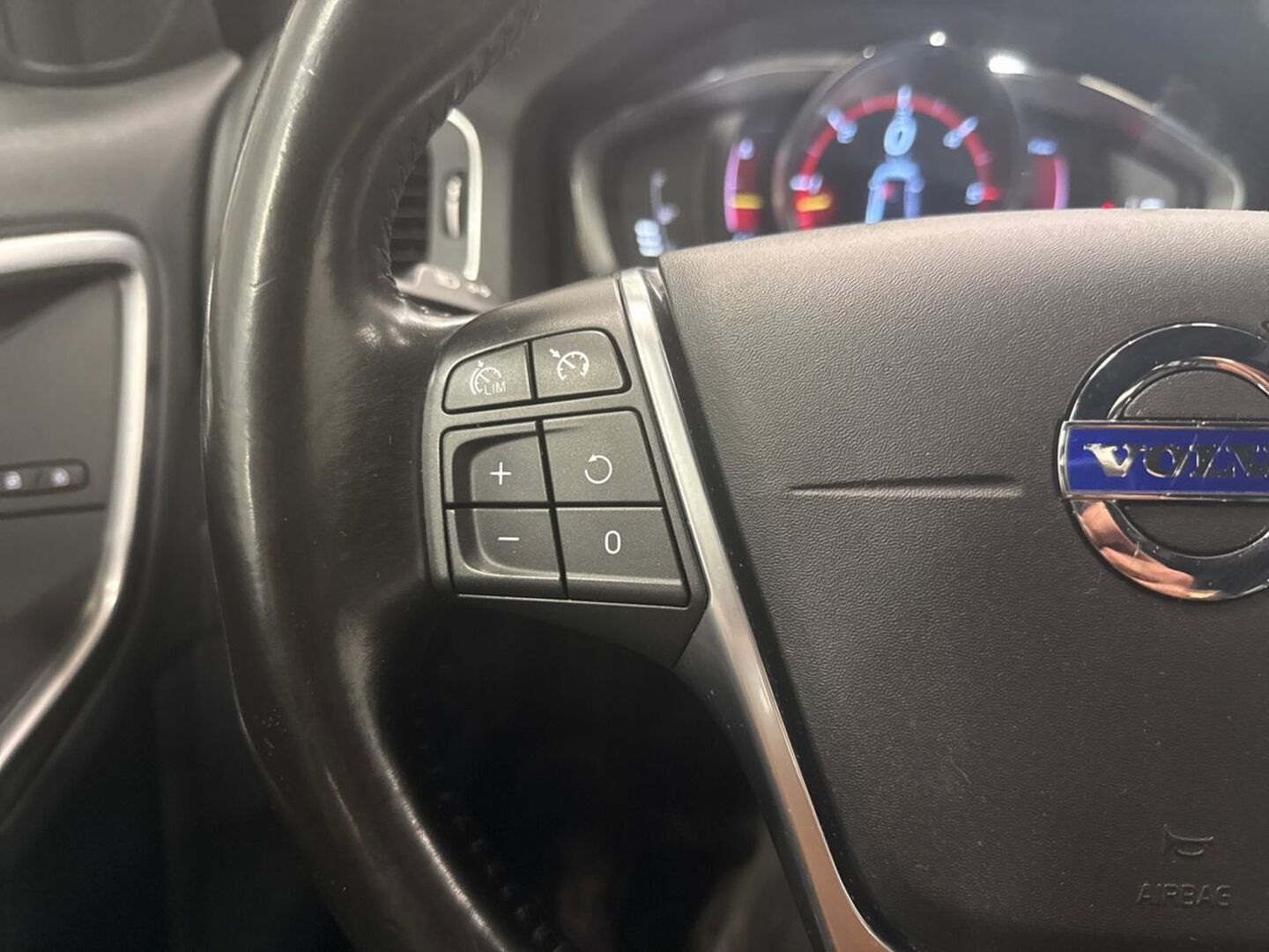 VOLVO S60 Cross Country 2016