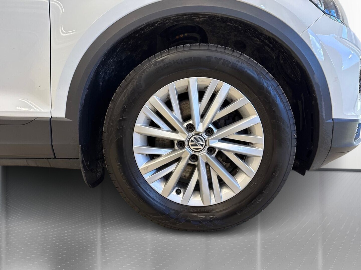 VOLKSWAGEN T-Roc 13