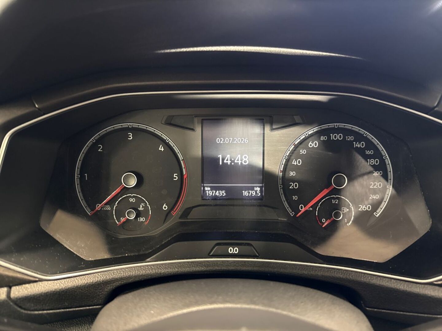 VOLKSWAGEN T-Roc 18