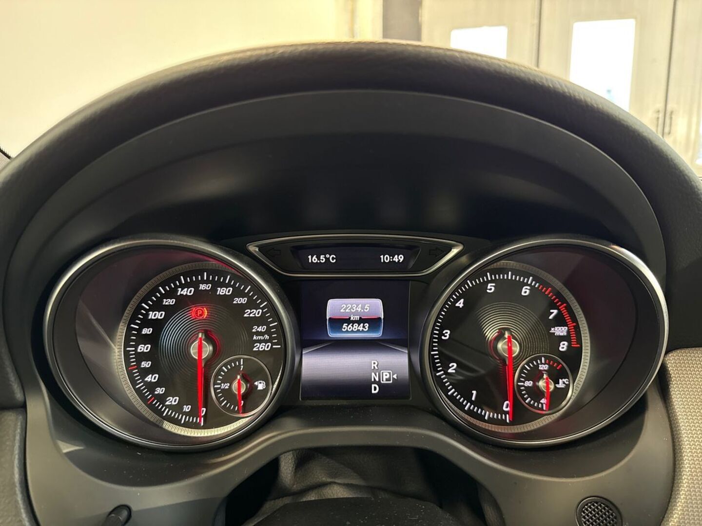 MERCEDES-BENZ CLA 16
