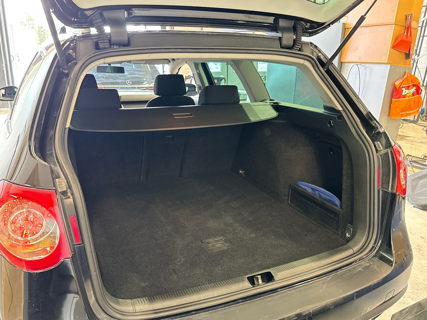 VOLKSWAGEN Passat Variant 2006