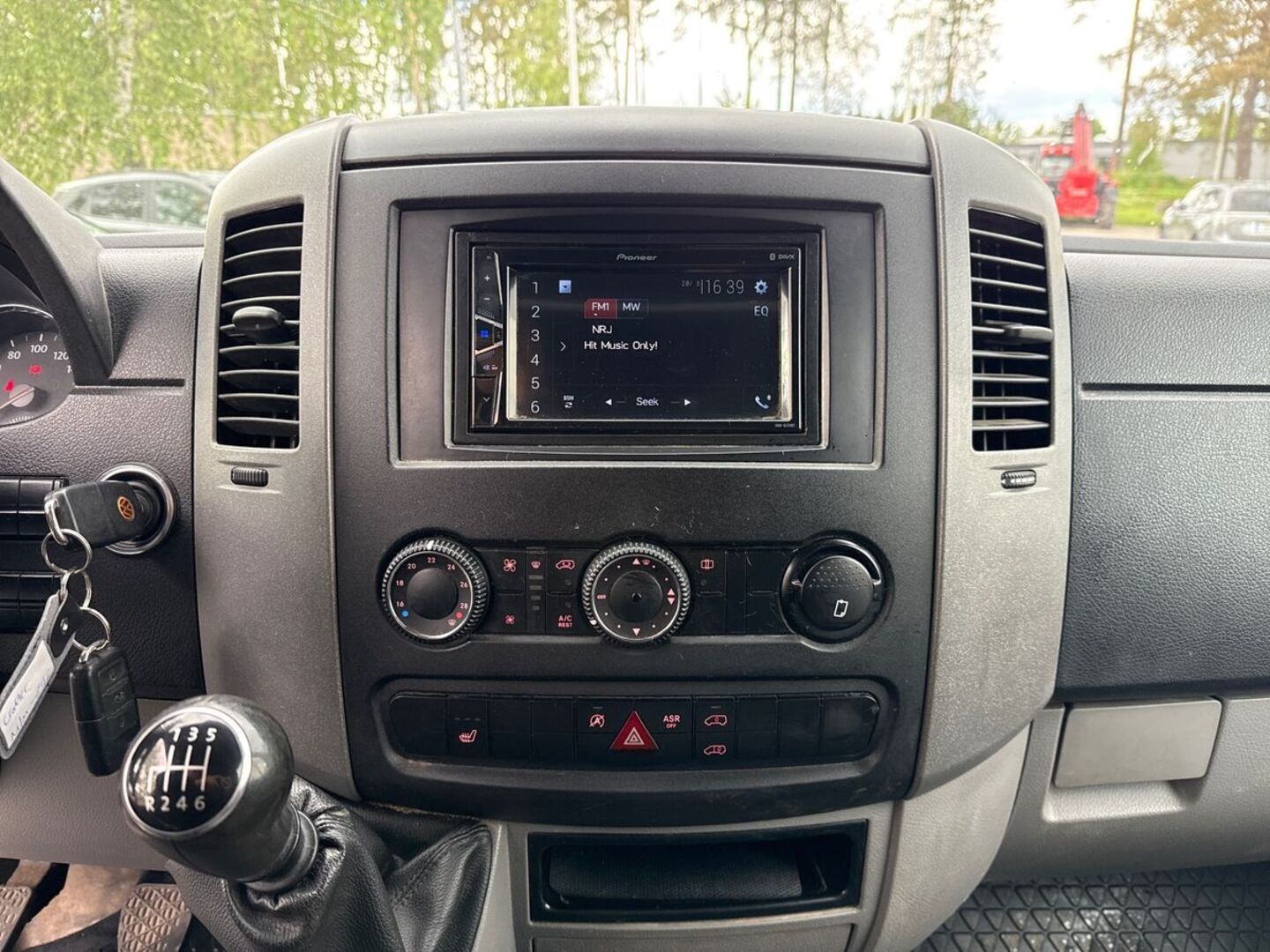 VOLKSWAGEN Crafter 2013