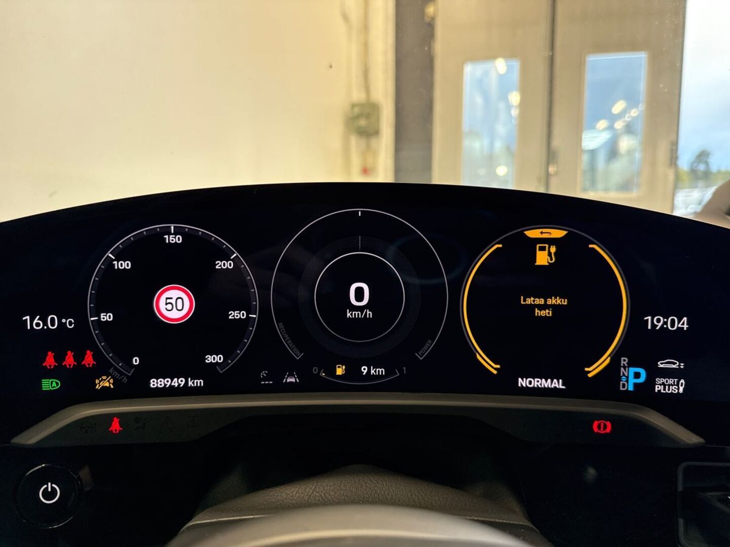 PORSCHE Taycan 2020