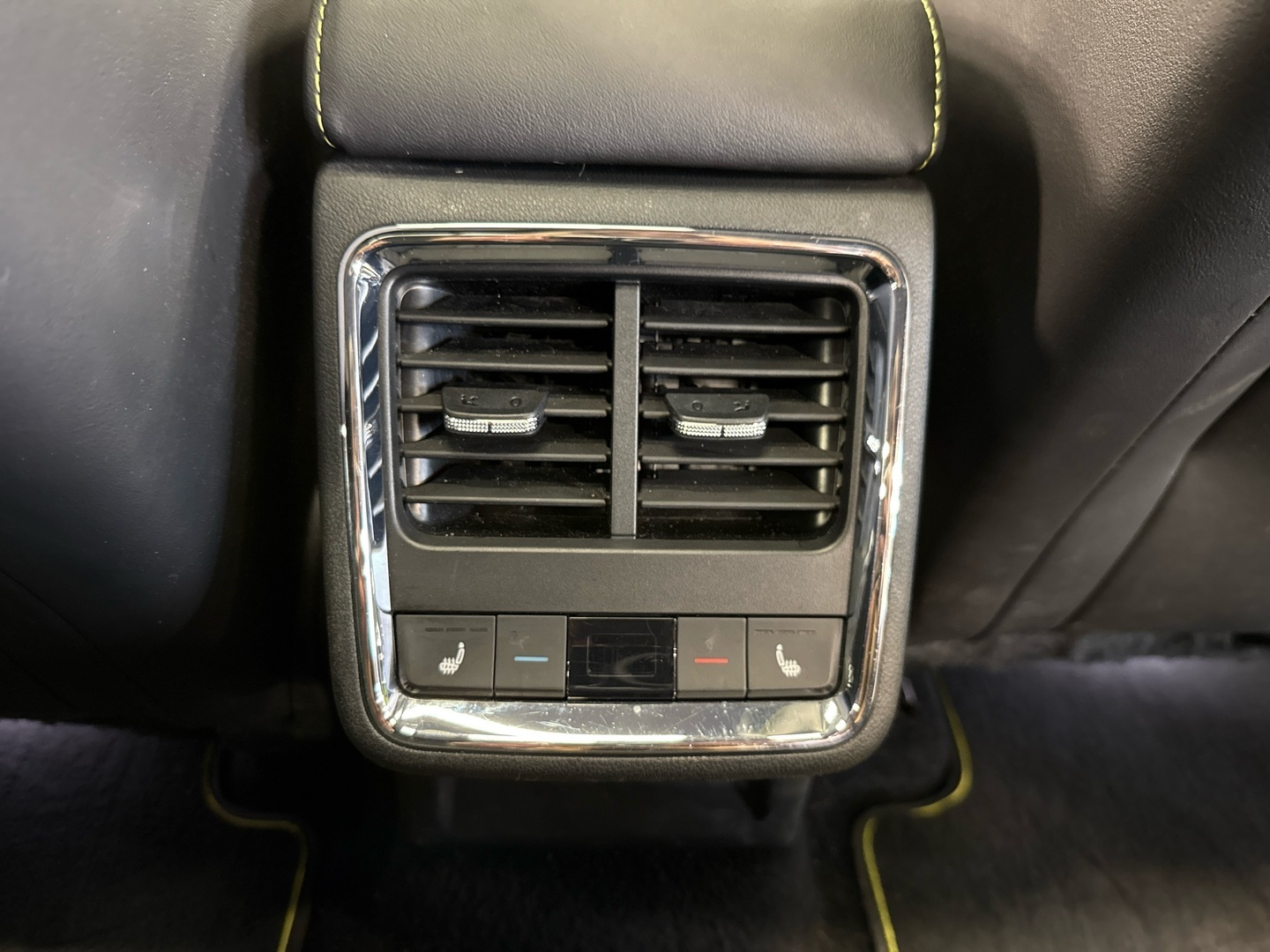 SKODA Enyaq 2022