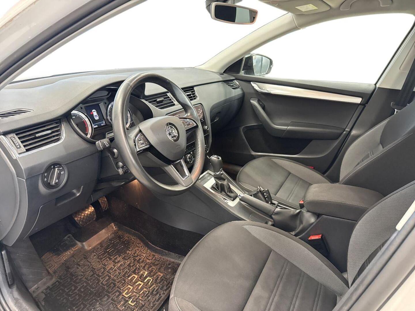 SKODA Octavia 7