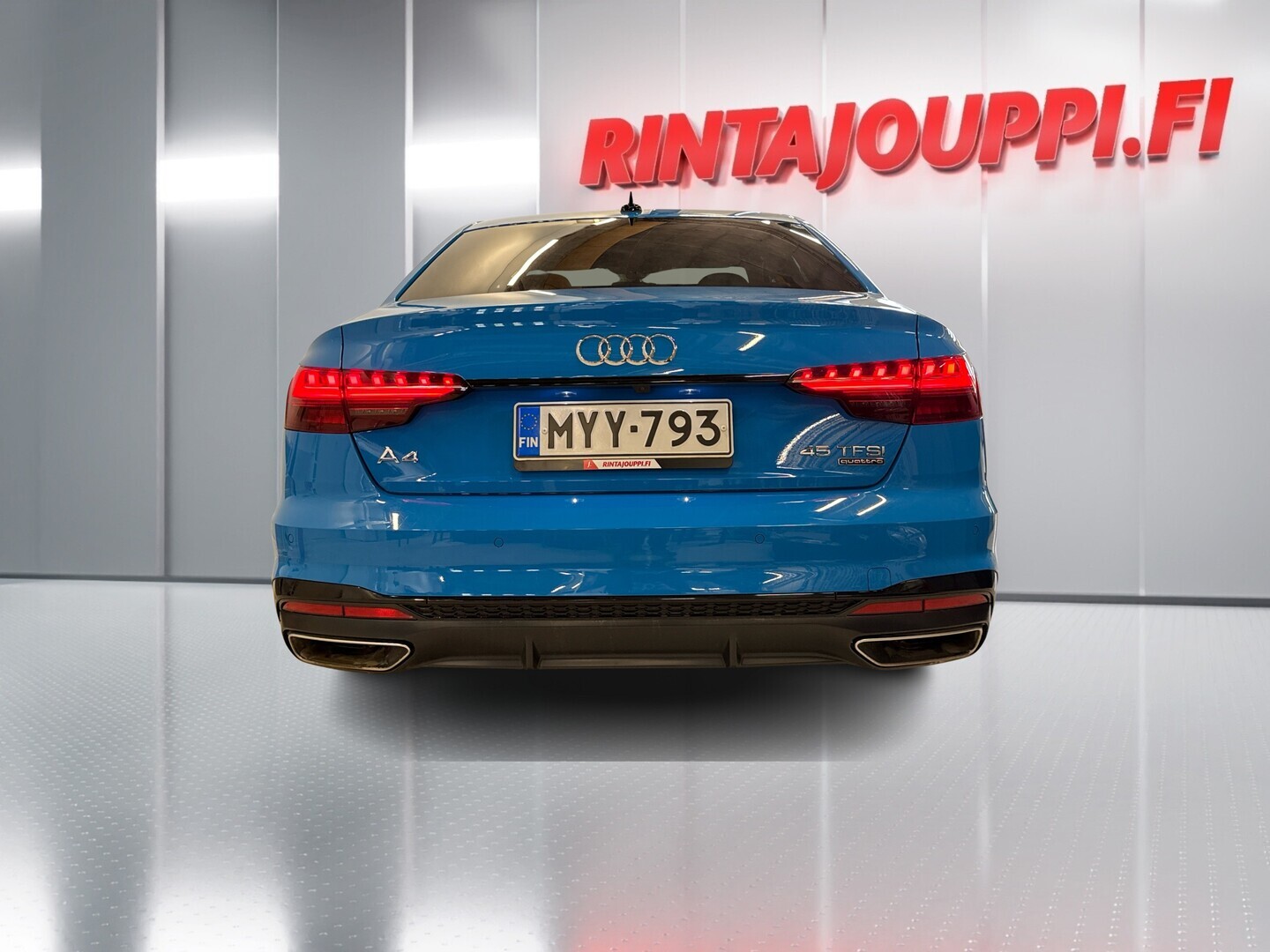 AUDI A4 2021