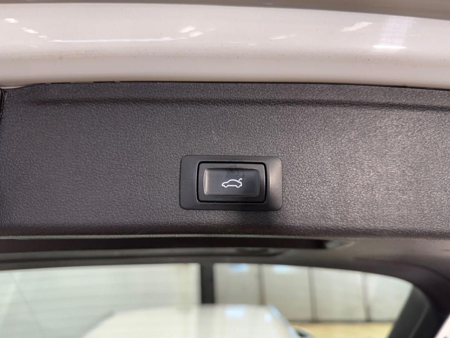 AUDI A4 2016